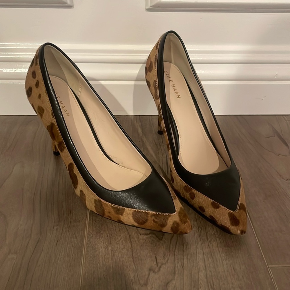 Cole Hann pumps heel